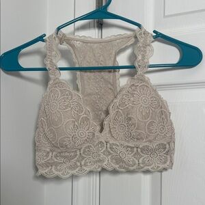 Lace Bralette in Cream